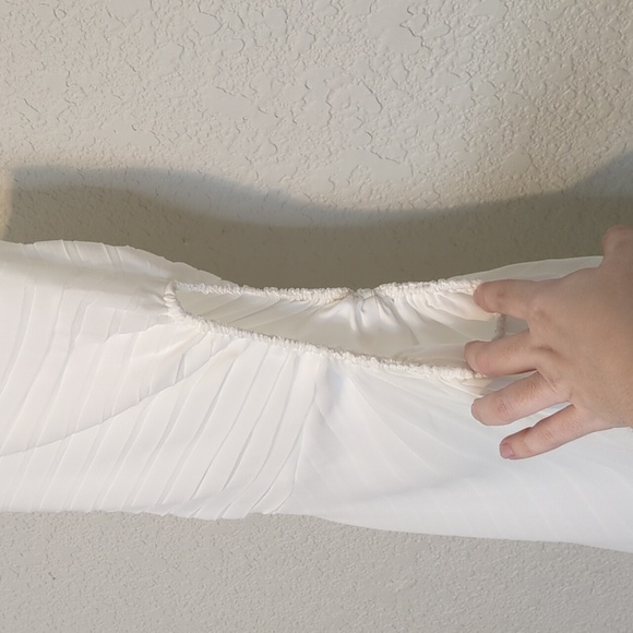 Forever 21 white pleated side cut out one shoulder maxi dress - Picture 3 of 16